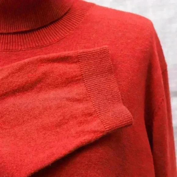 Orvis Charles F. Orvis Size XL wool/cashmere rust colored long sleeve turtle nec - Picture 7 of 11